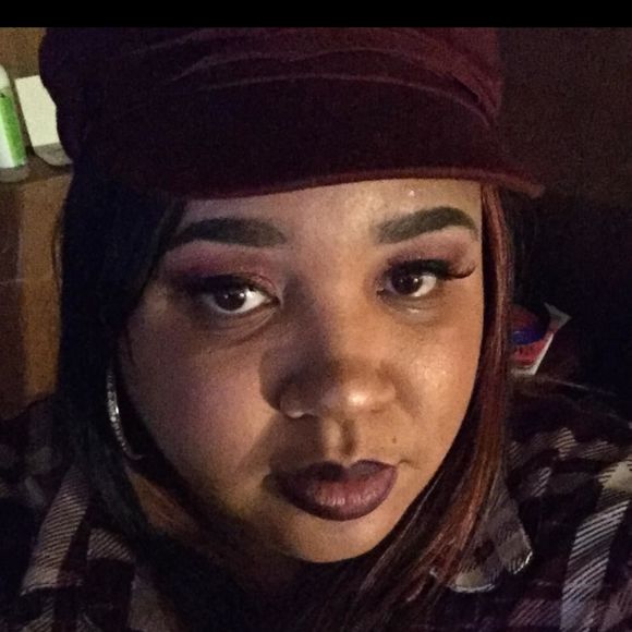 Meet your Posher, Ricketa - Picture 1 of 1